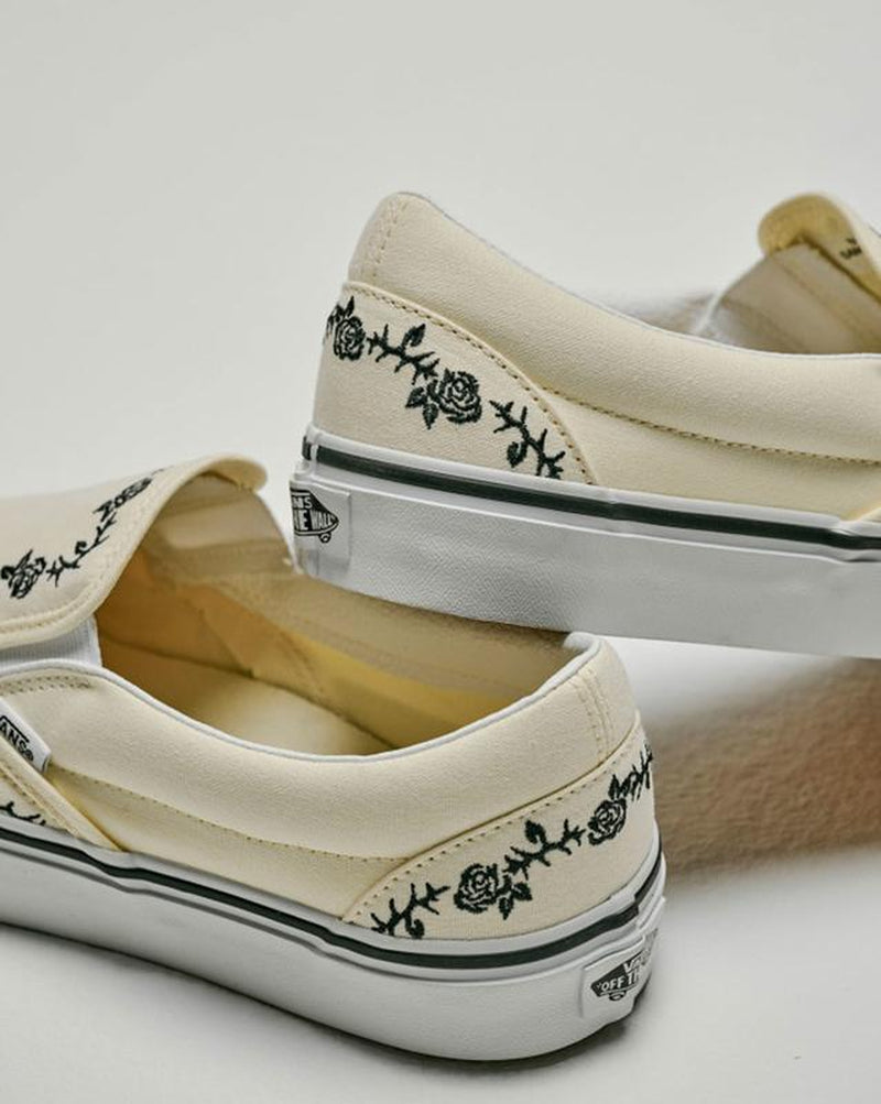Vans Unisex Classic Slip-On Floral Print Shoe